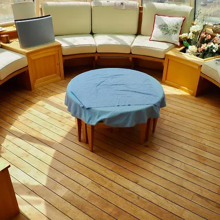 Le Royal Terrace With Sea View And Parking